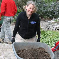 rain-garden-resources-wheelbarrow