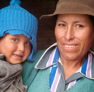 Flickr-Bread-for-the-World,-Bolivian-Mother-and-Child-by-Margaret-W-Nea-smiles-crop1